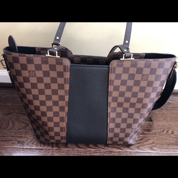 LV tote - Picture 2 of 6